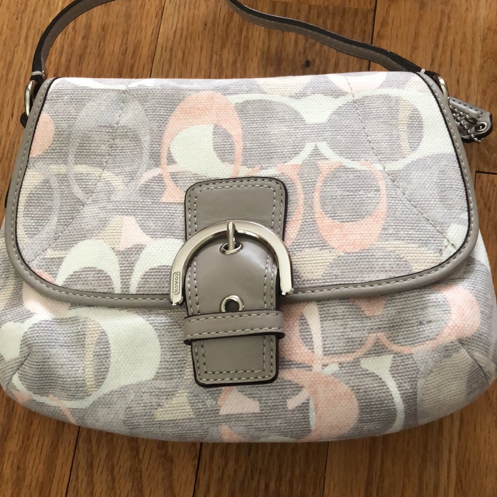 Coach Handbag - Picture 2 of 5